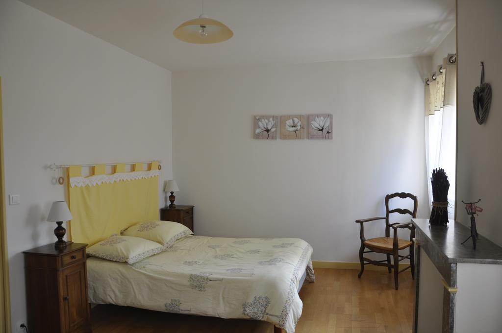 Les Cigales Bed and breakfast Charols